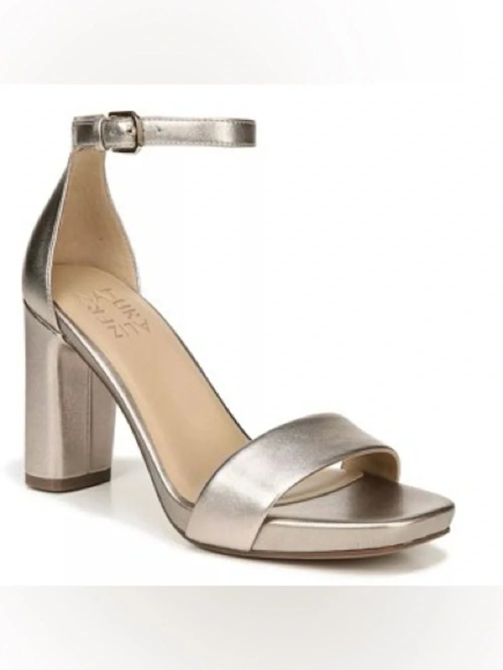 Naturalizer Joy sandal with wide 4” block heel sz 8.5 Wide NWOT